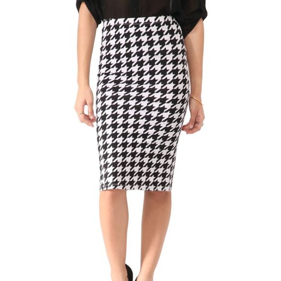 Brat Star. Beauti black and white stretch skirt Up to the knees houndstooth, - Picture 4 of 11